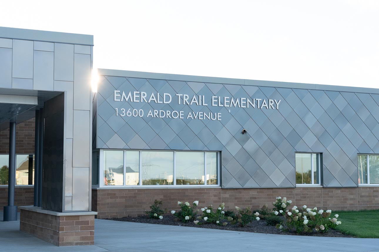 Emerald School-Aluminum Windows-FEMA Windows