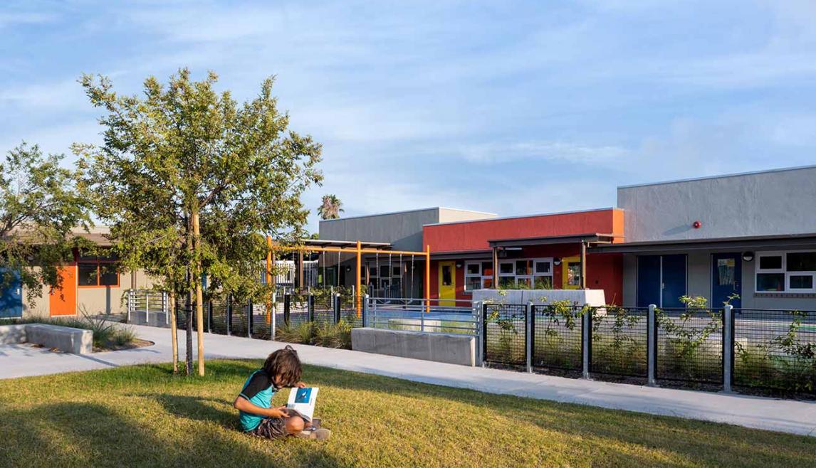 Winco's 1450 Window Series were installed in John Adams Elementary School Campus.